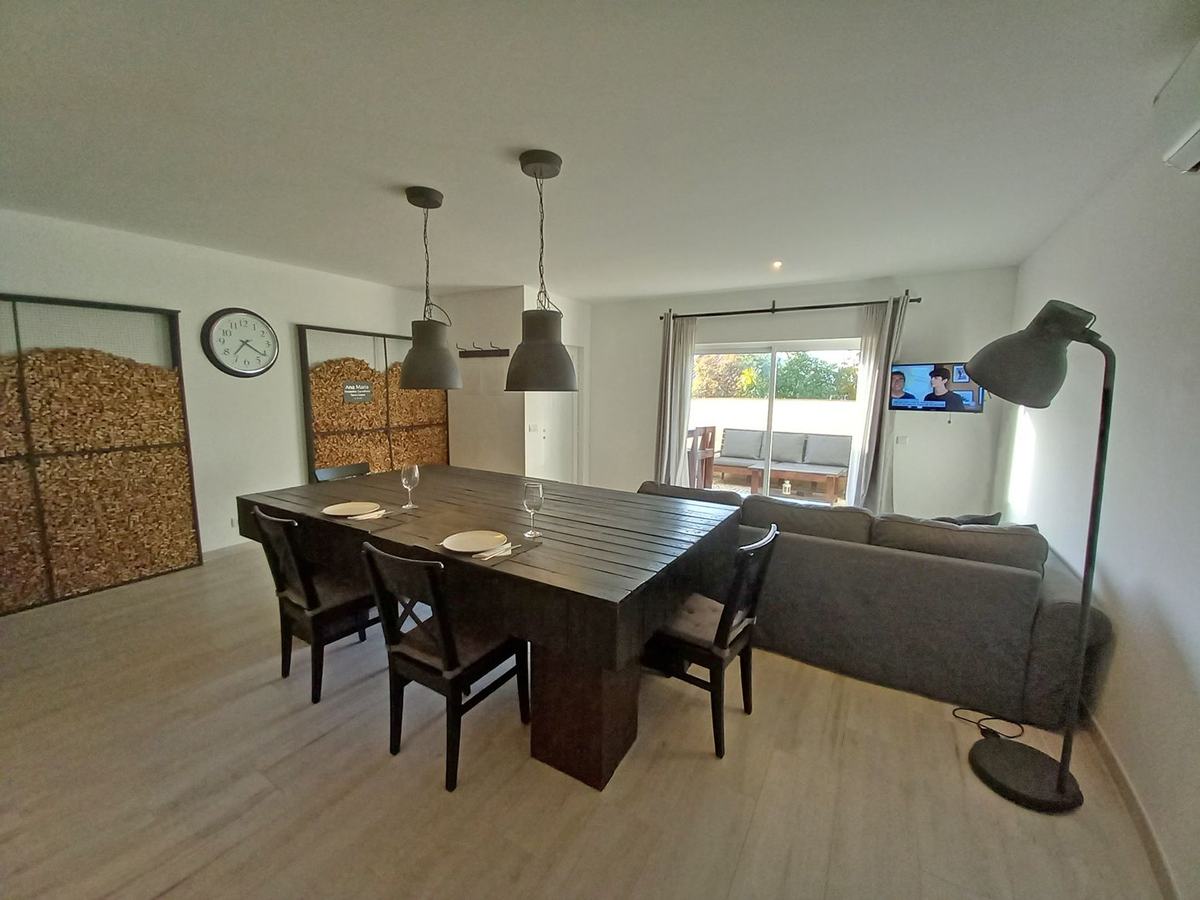 Emerald Valley Apartments, photo 4